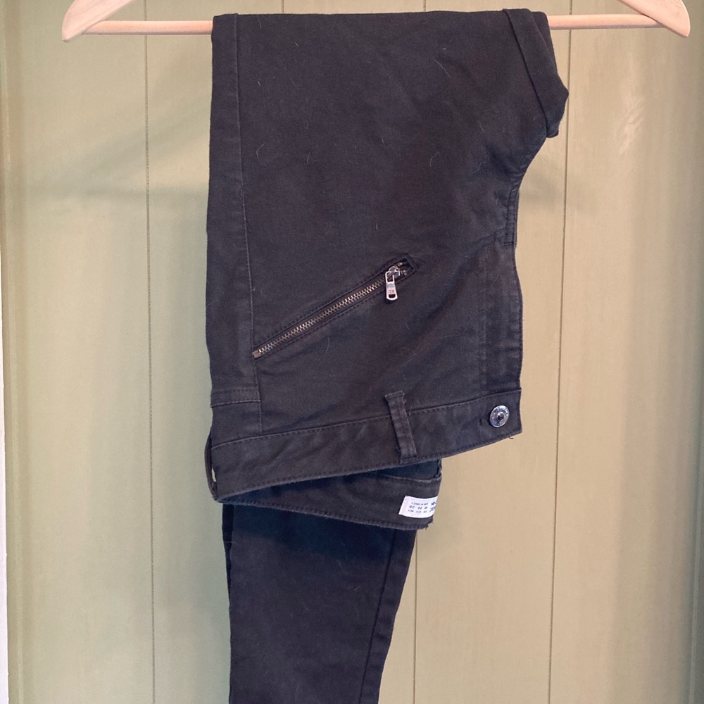 Zara Size 8 skinny pants